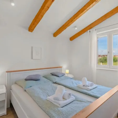 Be Happy * Каштелир