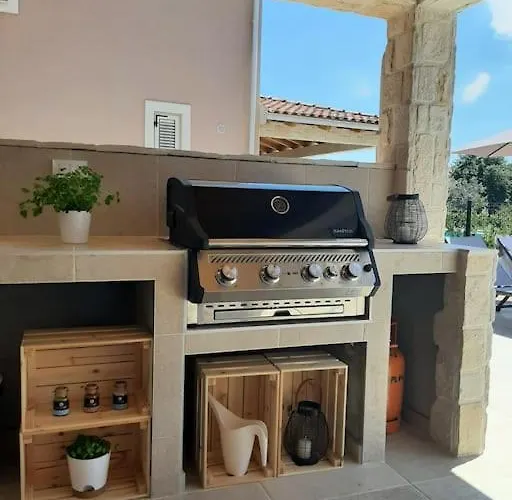 Be Happy * Kaštelir